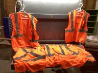 BAG OF (8)BODY GUARD HIGH VIS SAFETY VEST SIZE S/M