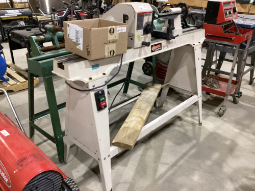 CANWOOD INDUSTRIAL WOOD LATHE