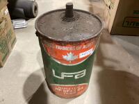 MAPLE LEAF GEAR OIL