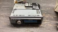 PIONEER RADIO/CD PLAYER