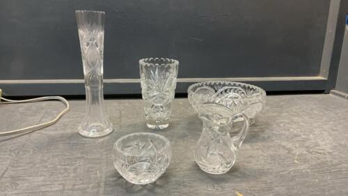 COLLECTION OF CRYSTAL PIECES - CREAM & SUGAR, FOOTED BOWL, VASES