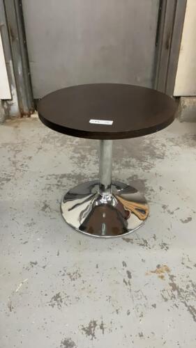 SMALL ROUND SIDE TABLE W/ CHROME BASE