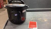INSTANT POT - 8 QUART