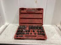 MICHIGAN INDUSTRIAL TOOLS SOCKET SET(INCOMPLETE)