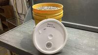 5 GALLON PAIL OF SUNFLOWER SEED FOR BIRDS