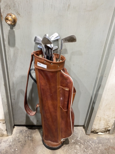 GOLF CLUBS AND BAG