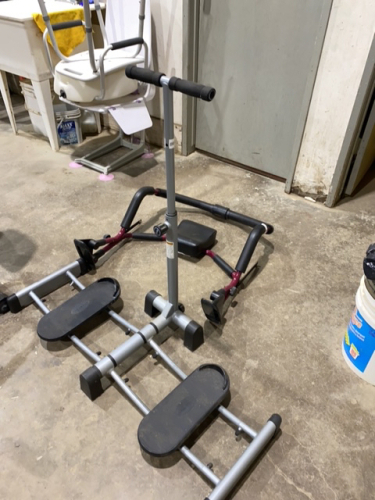 2 PIECES EXERCISE EQUIPMENT