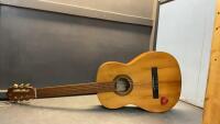 ROMANZA ACOUSTIC GUITAR