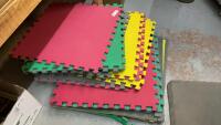 (16) INTERLOCKING COLORFUL FOAM SQUARES