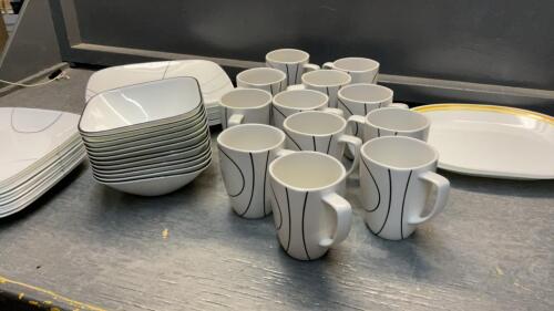 CORELLE DISH SET