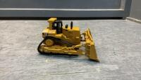 SMALL &ldquo;CAT&rdquo; DOZER