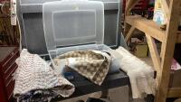 RUBBERMAID TOTE WITH THROW, RUGS