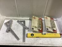 SHOP BOX W/ SQUANGLE, LEVEL & SIMPLE BEAM LASER POINTER