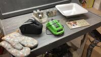 BOX W/ SPICES, 40V LITHIUM-ION CHARGER, CAMERA BAG, OVEN MITTS