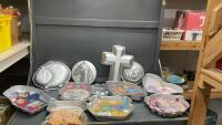 BOX OF CAKE PANS
