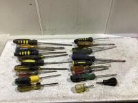 ASSORTED SCREW DRIVERS