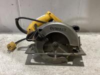 DEWALT CIRCULAR SAW 7-1/4"
