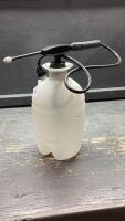 HAND SPRAYER