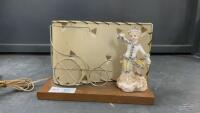 VINTAGE 50&rsquo;S TABLE LAMP W/ PORCELAIN FIGURINE