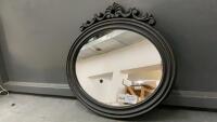 SMALL OVAL MIRROR