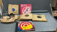 BOX OF 78&rsquo;S RECORDS