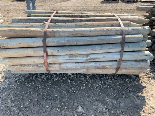 Bundle of 7 foot fence posts