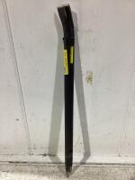 (2) ITC STEEL PINCH BARS