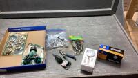 FLAT W/ DEFLECTION GAUGE, SMALL BUNGY CORDS, ROLLER BALLS, SMALL PLIERS + SCREWDRIVER