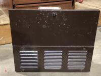 32 AMP POWER CONVERTTER