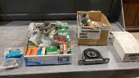 FLAT FULL OF BEARINGS + BEARING PILLOW BLOCK, SEALS