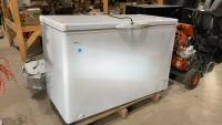 DANBY CHEST FREEZER