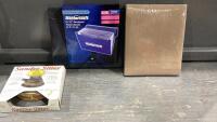 SANDER SITTER + MASTERCRAFT SANDPAPER ORGANIZER + SANDPAPER