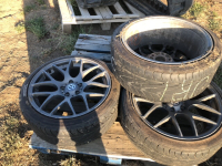 Set of VW tires and rims