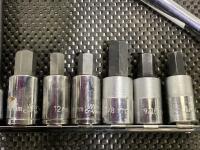 ITC, CRAFTSMAN & WESTWARD TOOLS W/ SOCKET RATCHET, SOCKET EXTENSIONS & HEX HEAD SOCKETS