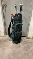 GREEN GOLF BAG W/ (4) CLUBS