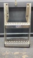 ALUMINUM TRUCK STEP