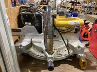 DEWALT COMPOUND MITER SAW 12" & MITER SAW STAND