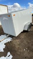 9 x 4 1/2&rsquo; enclosed trailer