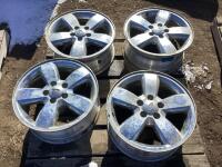SET OR 4 CHROME FORD RIMS 5-BOLTS (7&rdquo; DIAMTETER OUTSIDE)