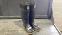 BULLDOG RUBBER BOOTS