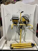 TRIPOD WORK LIGHT