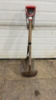 EDGER & A SPADE