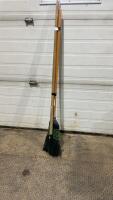 BROOM & HOE