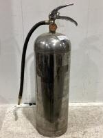AIR PRESSURIZED WATER EXTINGUISHER