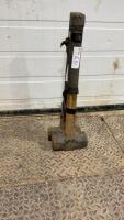 (2) SHORT HANDLED SLEDGE HAMMERS