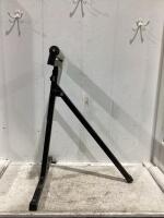 SINGLE ROLLER STAND