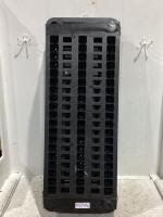 4 TIER PLASTIC SHELF w/ LEGS