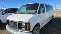 2006 GMC 3500 Savana passenger van