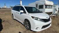 2014 Toyota Sienna SE