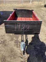 HOME BUILT LITTLE SINGLE AXLE YARD CART (5FT X 3FT)